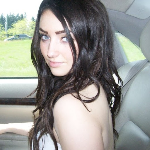 Eleanor Delaney Photo 16