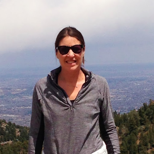 Julia Dunlap Photo 29