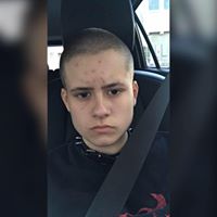 Caroline Hillman Photo 9