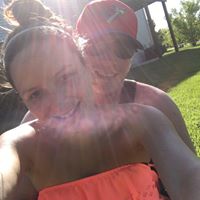 Sara Deyoung Photo 17