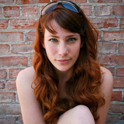 Elizabeth Keller Photo 39