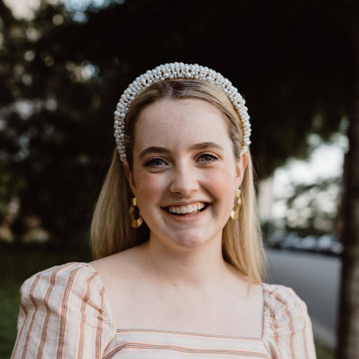 Laura Workman Photo 17