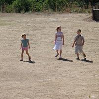 Robert Hinchliffe Photo 9