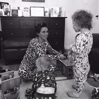 Victoria Andrews Photo 17