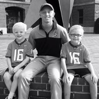 Kristy Garrett Photo 37