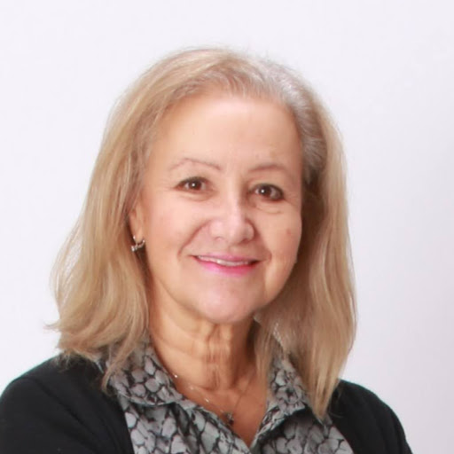 Martha Tabares Photo 15