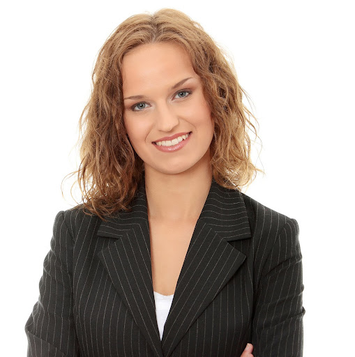 Alice Watson Photo 10