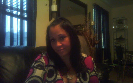 Michele Delgado Photo 8