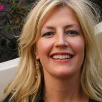 Kristine Perkins Photo 17