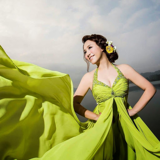 Winnie Yeung Photo 36