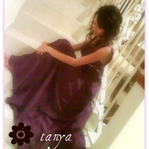Tanya Alvarez Photo 18