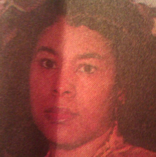 Frances Sanders Photo 23