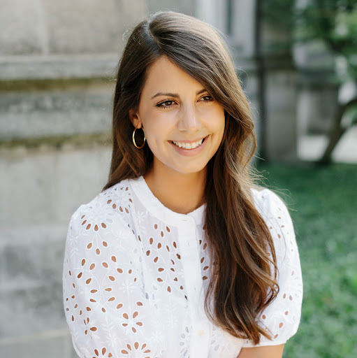Emily Delaney Photo 10