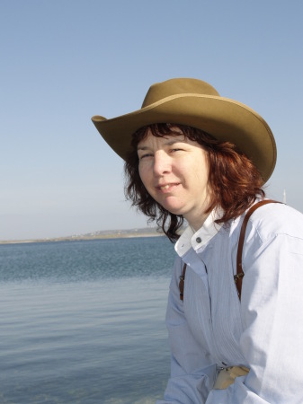 Catherine Devine Photo 32