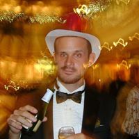 Phillip Meade Photo 8