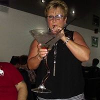 Janice Lowe Photo 31