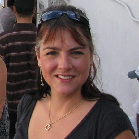 Julie Sinclair Photo 31