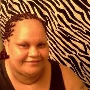 Stephanie Hutchinson Photo 16