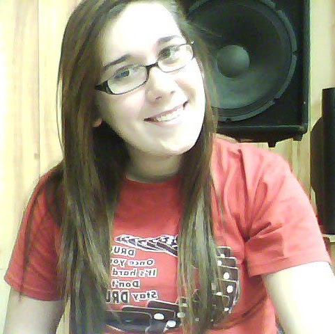 Elizabeth Maynard Photo 44