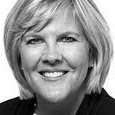 Julie Swanson Photo 27