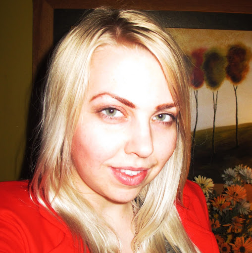Christina Christiansen Photo 11