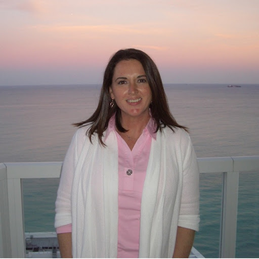 Lisa Golden Photo 18