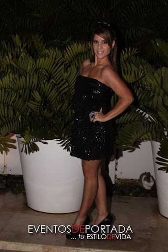 Agnes Garcia Photo 7