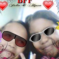 Julie Avila Photo 12