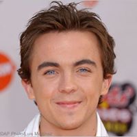Frankie Muniz Photo 24