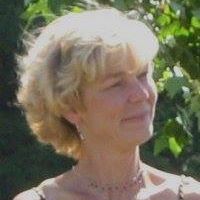 Hope Roberts Photo 13