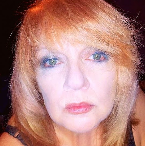 Suzanne Morrison Photo 8
