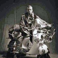 Frank Gray Photo 16