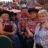 Angela Tierney Photo 8