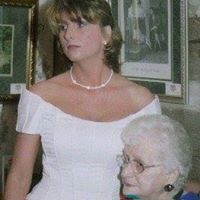 Pamela Elkins Photo 15