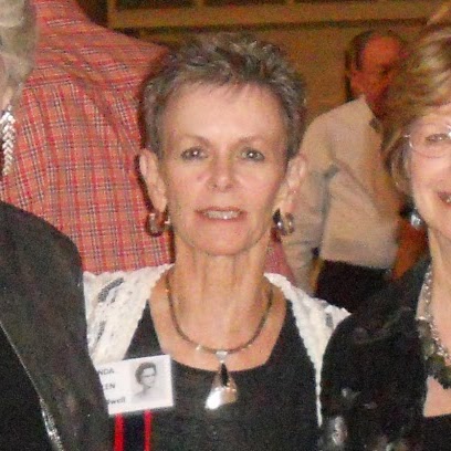 Linda Cardwell Photo 14