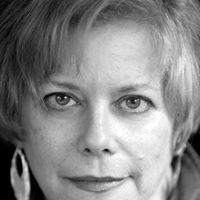 Roberta Wells Photo 13