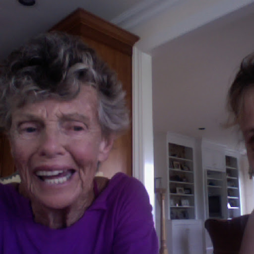 Ellen Knowles Photo 24