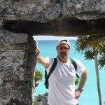 Scott Levine Photo 27