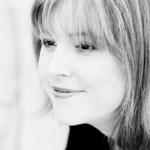 Juliet Green Photo 8