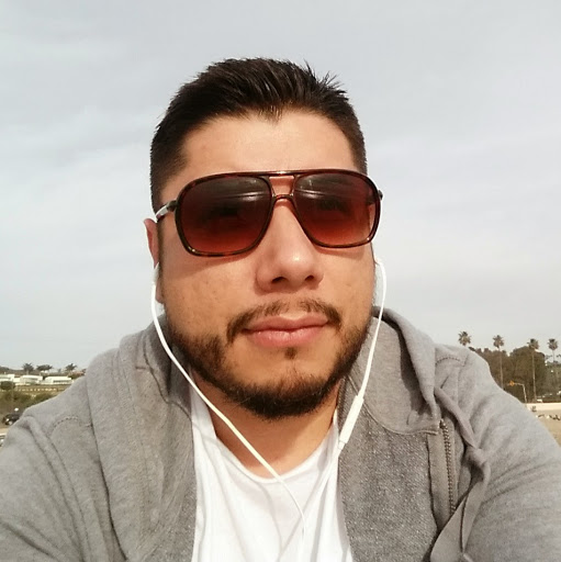Dominic Martinez Photo 14