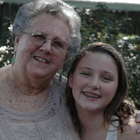 Elizabeth Boyles Photo 3