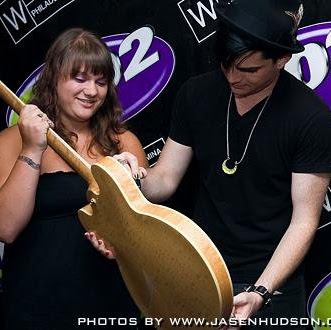 Julie Fletcher Photo 11