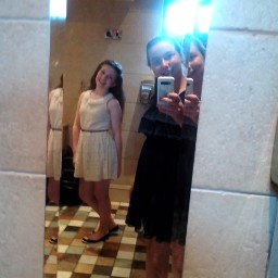 Robyn Agnew Photo 12