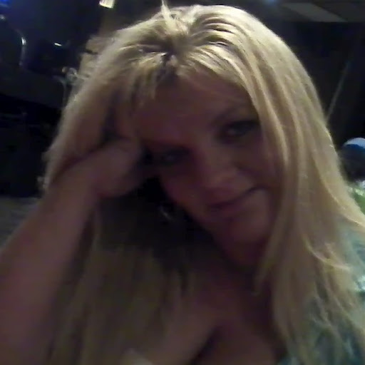 Traci Coleman Photo 16