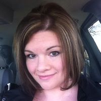 Holly Cox Photo 17