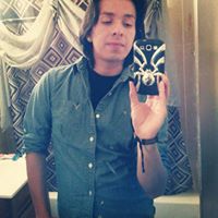 Enrique Robles Photo 19