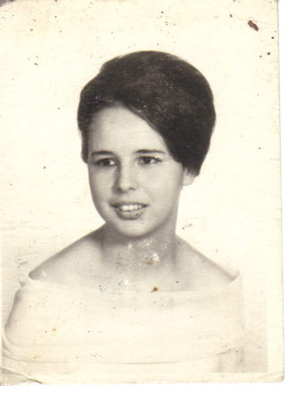 Jackie Simpson Photo 37