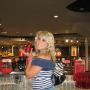 Julia Matthews Photo 26