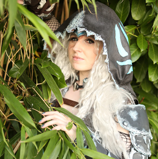 Karen Harrison Photo 10