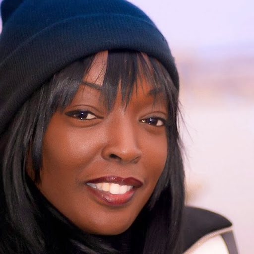 Victoria Lowery Photo 30